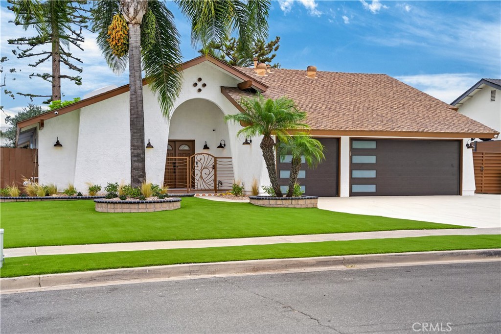931 Carina Ave