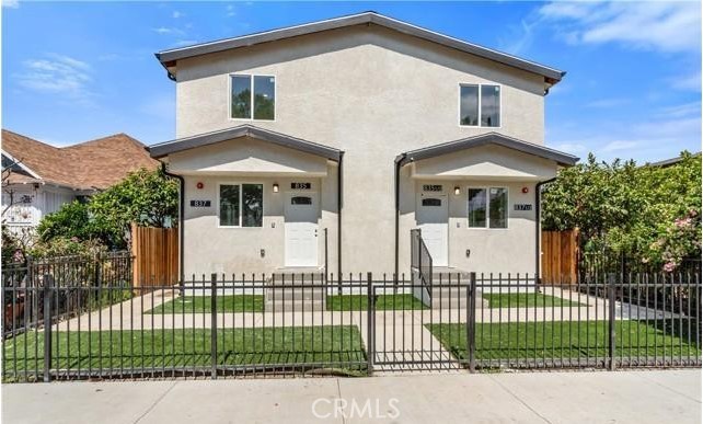 837 E 33rd 1/2