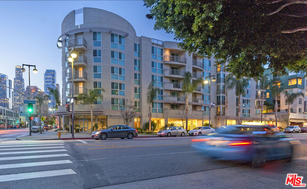 267 S San Pedro Street 213
