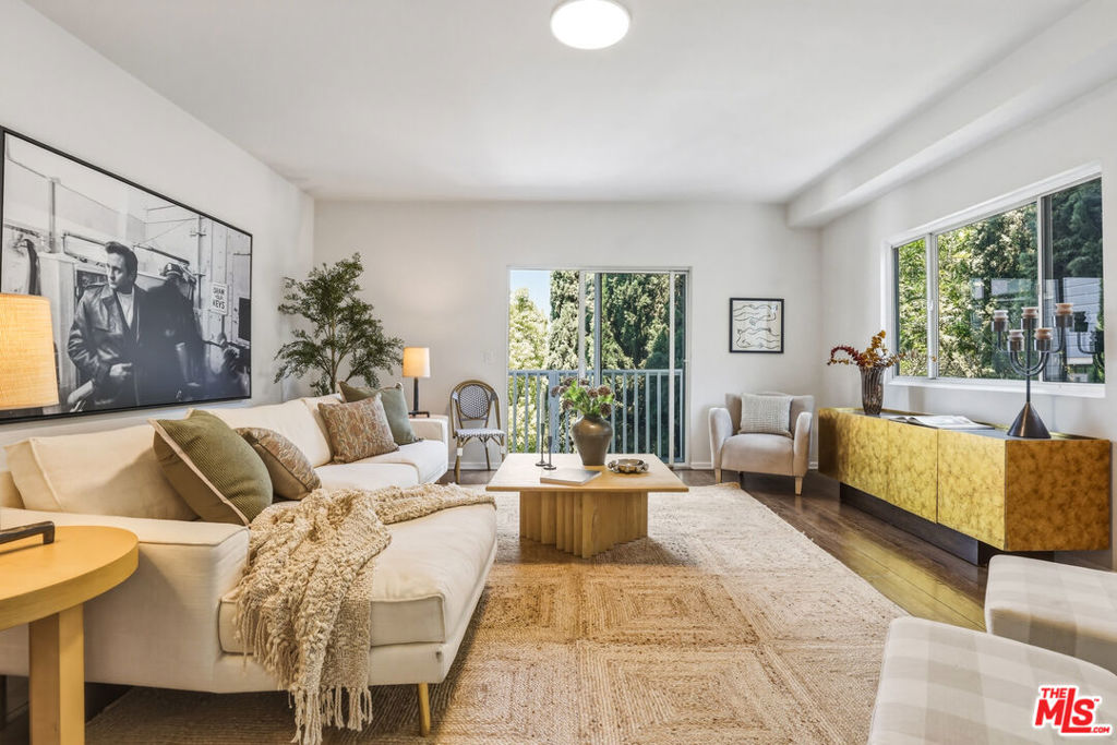 2525 Ivanhoe Drive