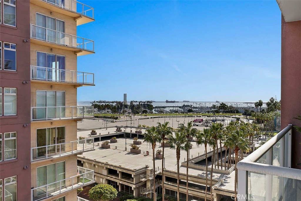 388 Ocean Blvd. E 604