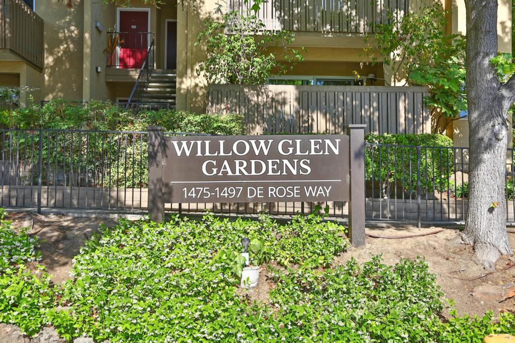 1485 De Rose Way 218