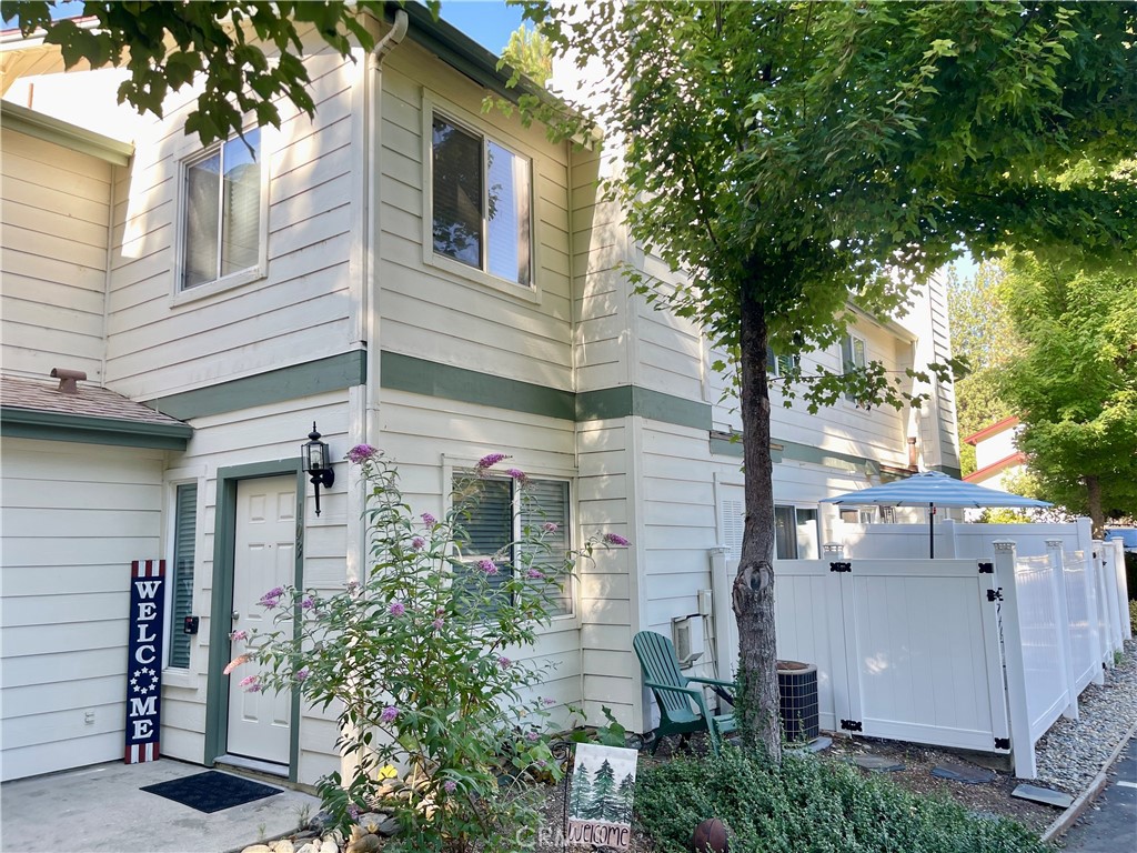 40501 Road 222 103