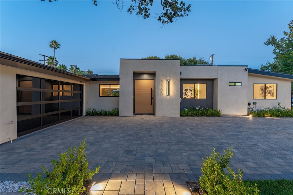 5500 Fenwood