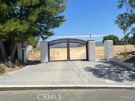 12493 PRESILLA Road