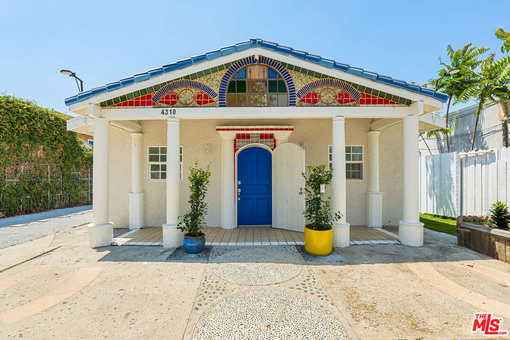 4310 Floral Drive