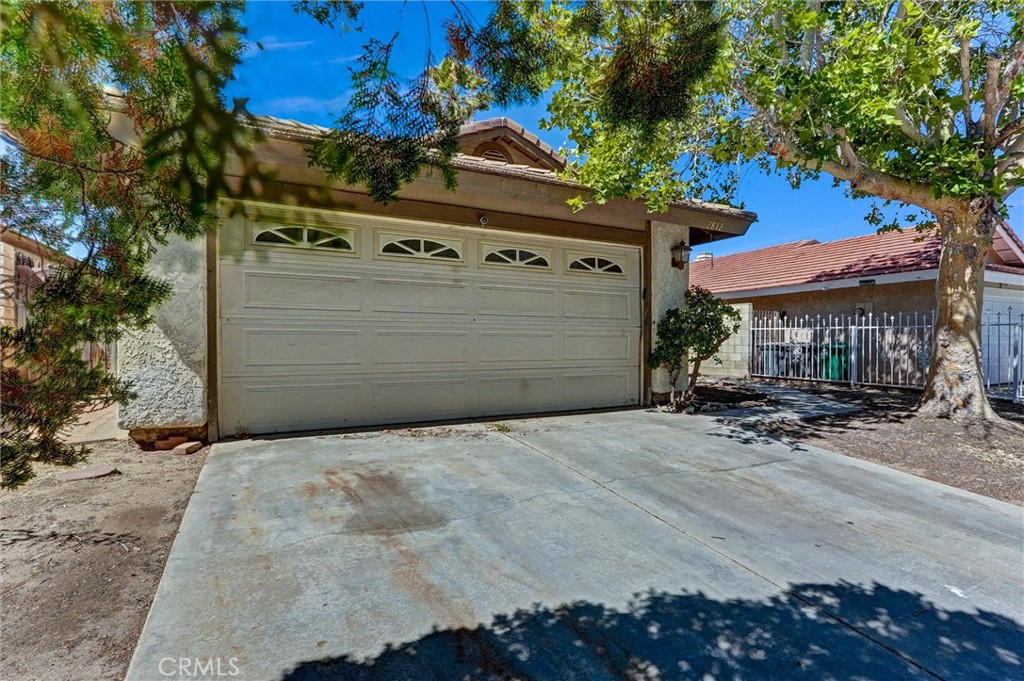 2812 Fairfield Avenue