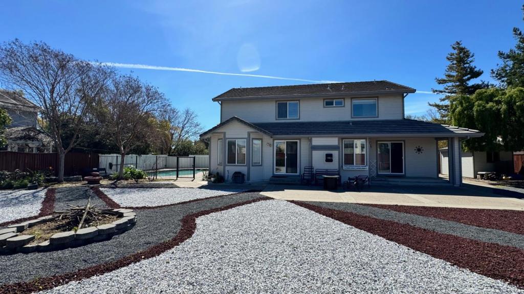 206 Meadow Creek Court