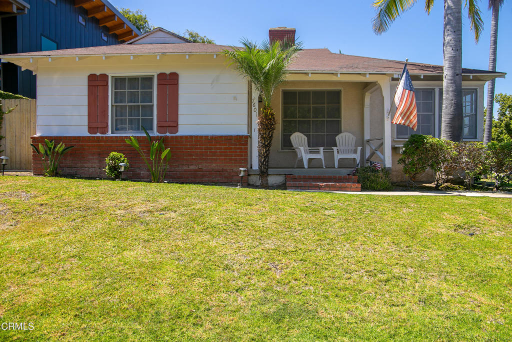 7601 Flight Avenue