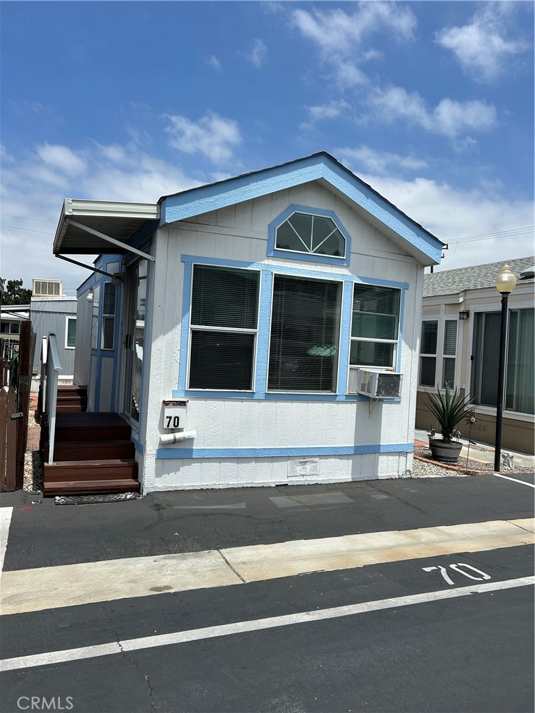 11250 Playa Street 70