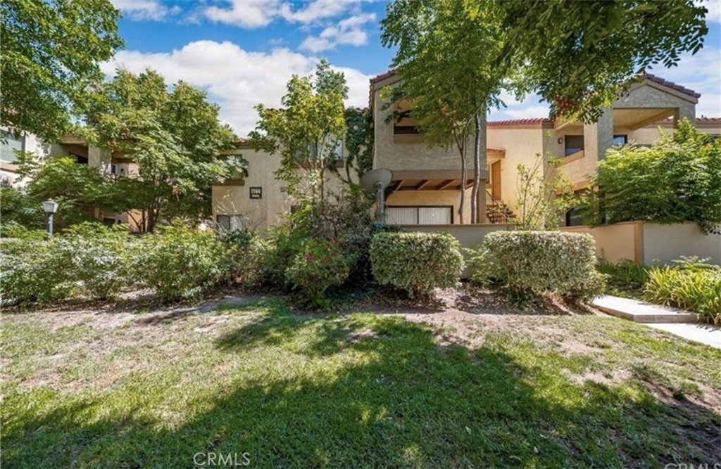 1144 W Blaine Street 104