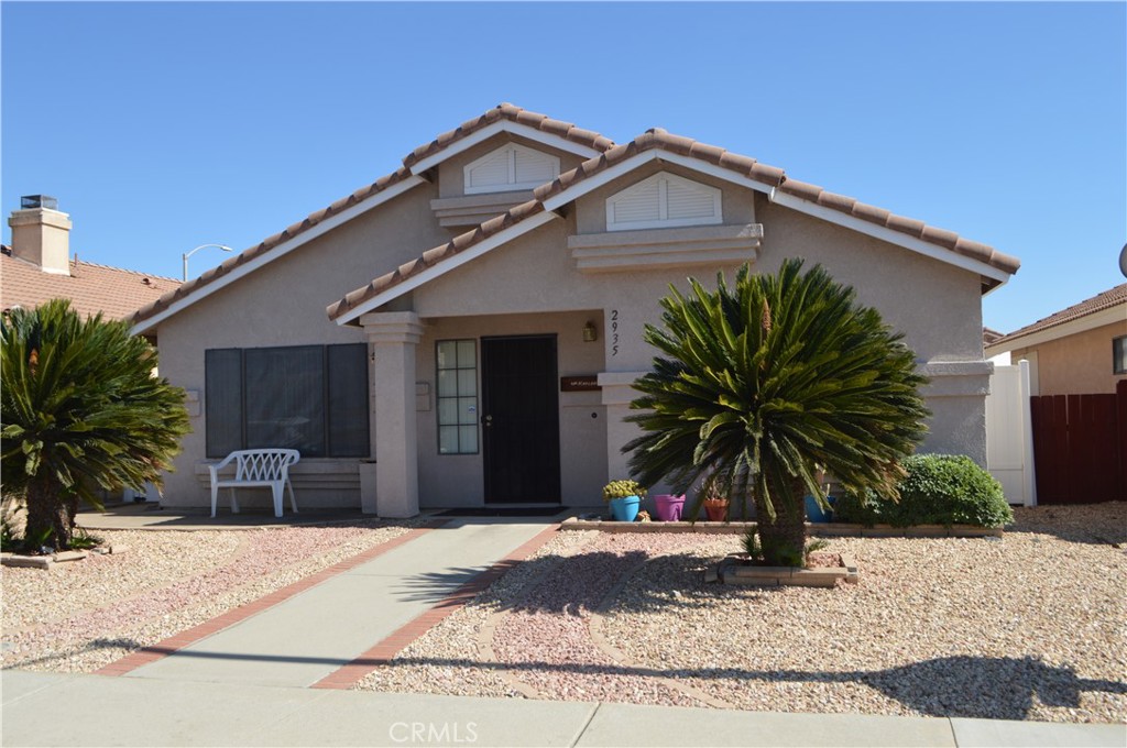 2935 W Fruitvale