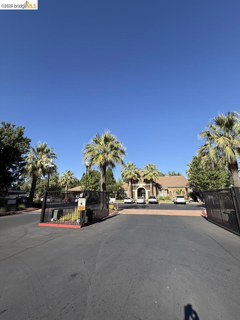 8434 Walerga RD APT 315