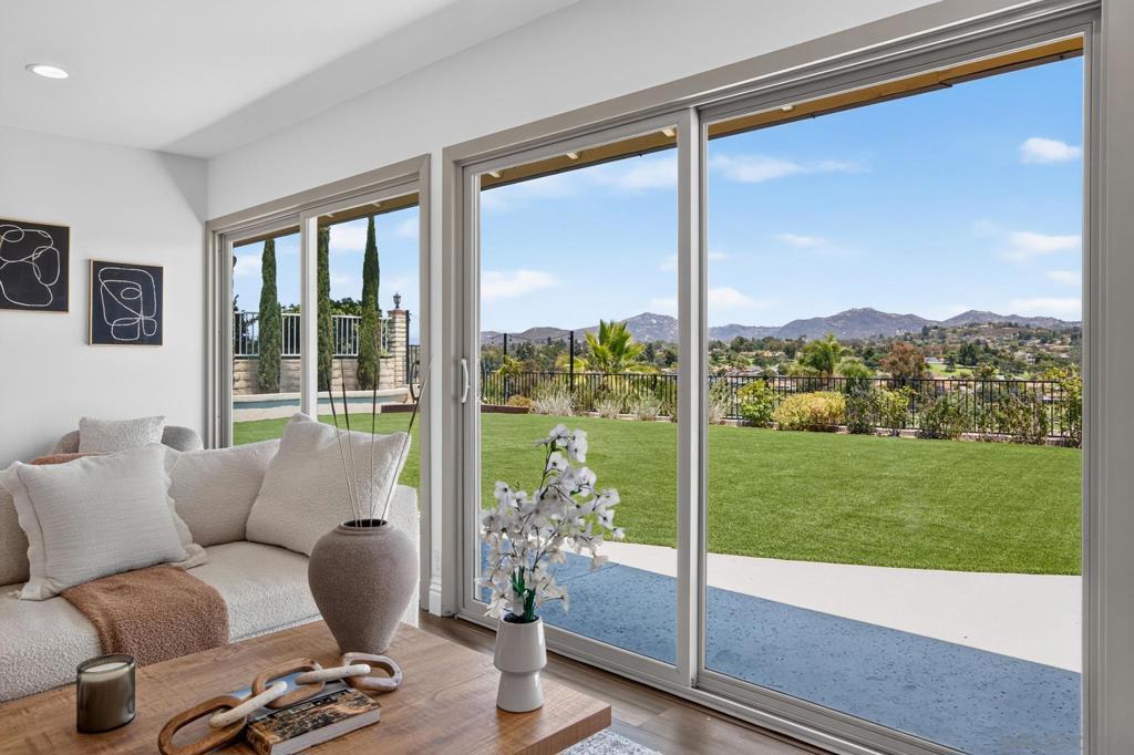 17287 Regalo Ln