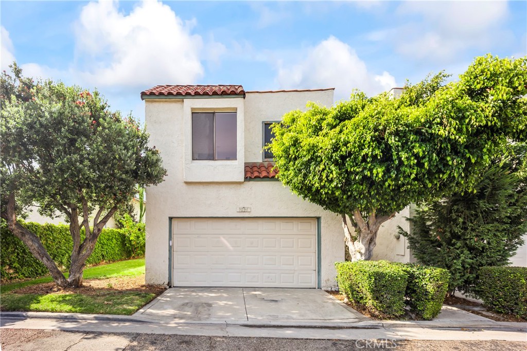 9051 BIOLA Lane