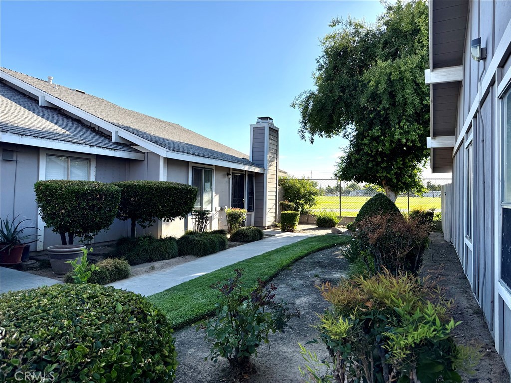 1027 W Dakota 113