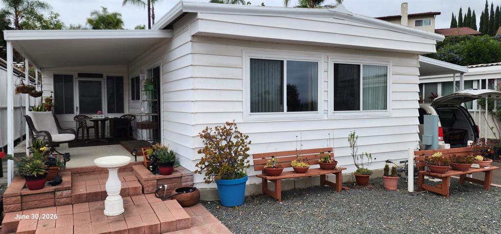 245 W Bobier Drive 06