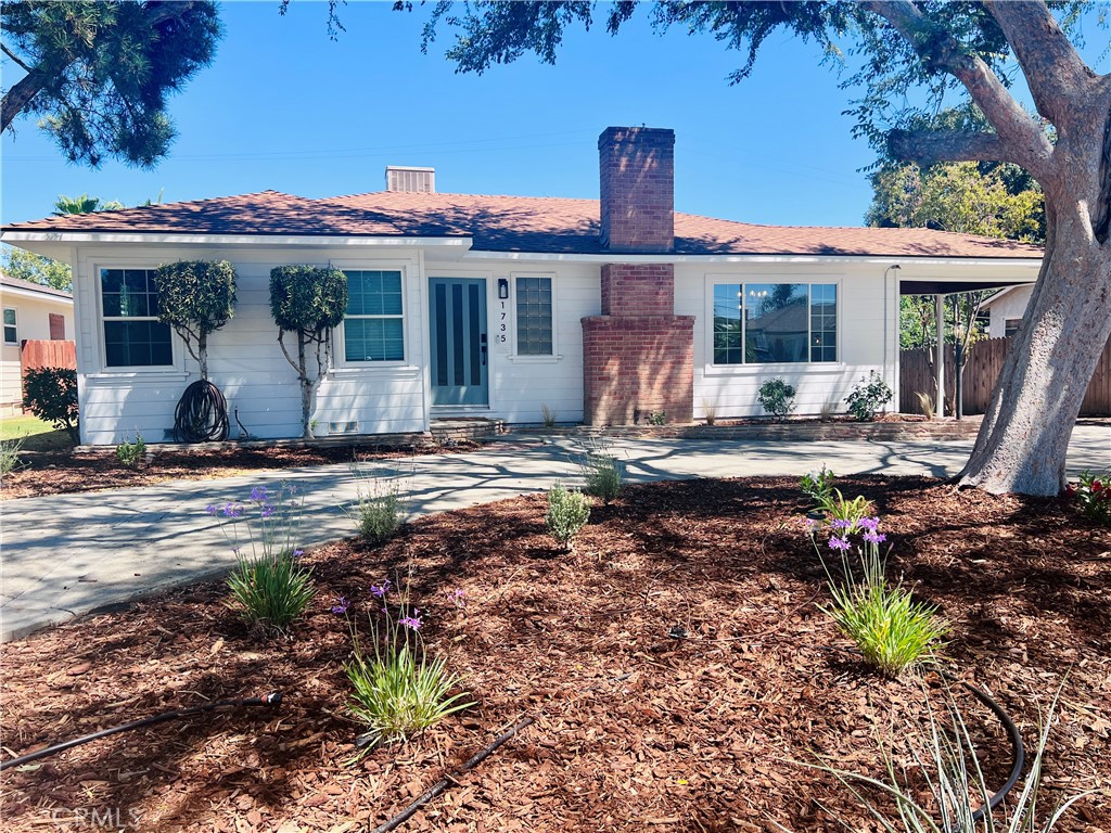 1735 Los Robles Drive