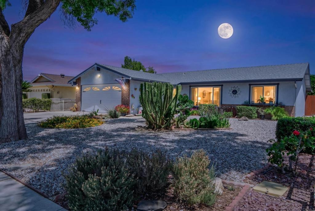 1740 Walden Lane