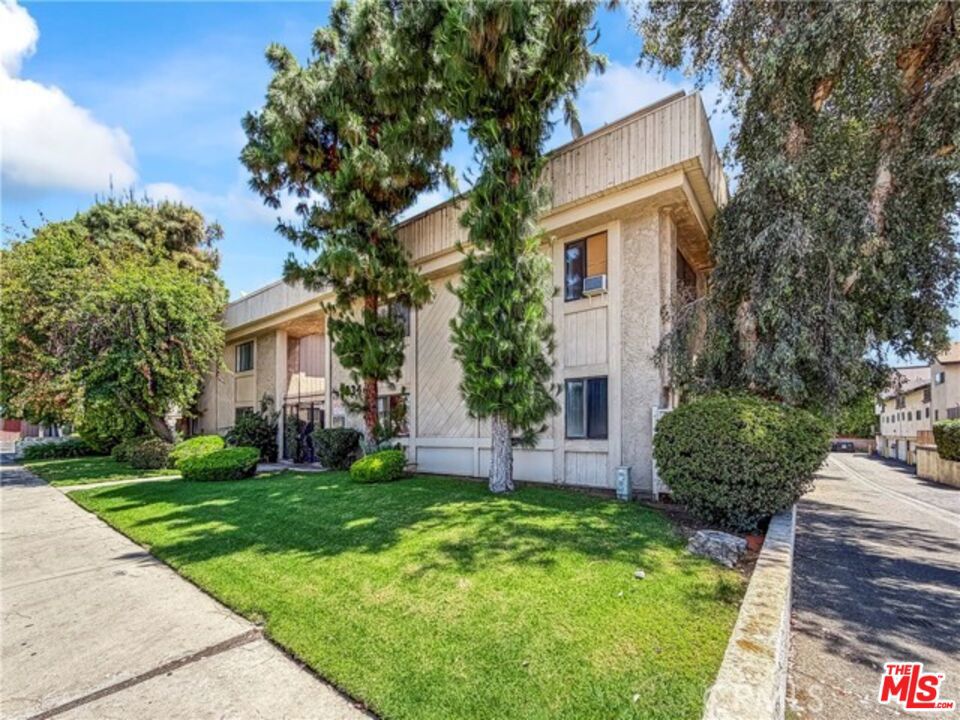 9834 Sepulveda Boulevard 102