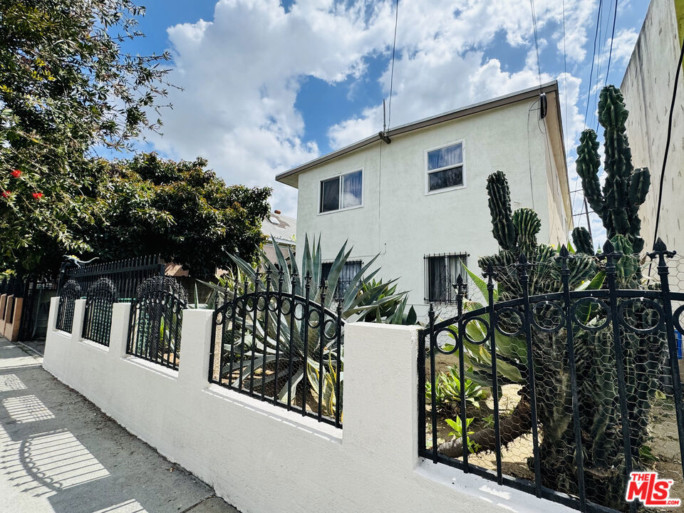6214 Hooper Avenue
