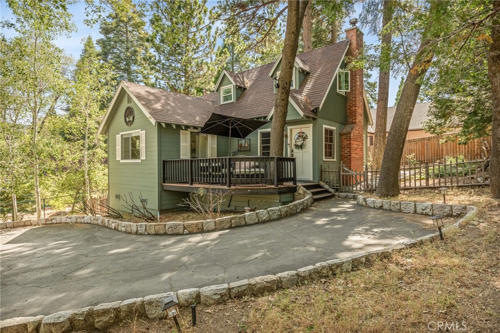 380 Hemlock