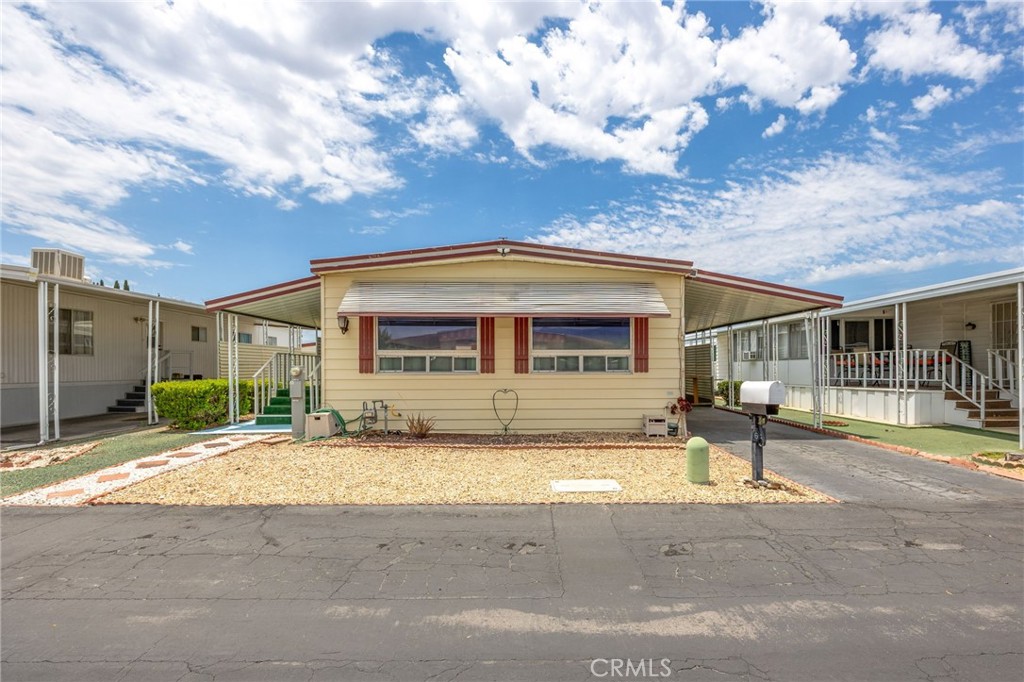 43531 E Acacia 69