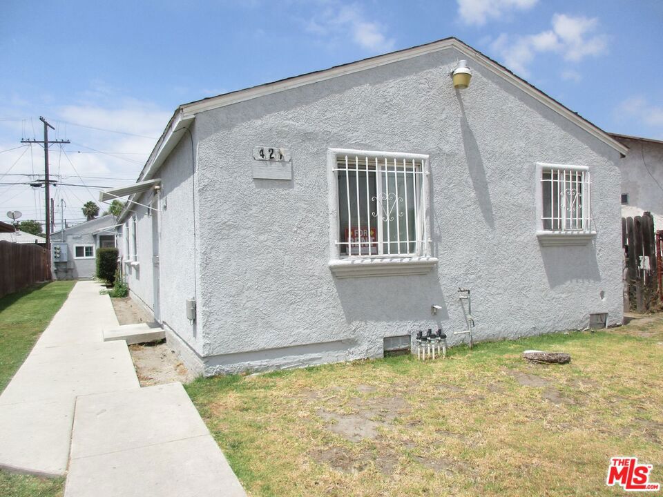 427 E 98th Street