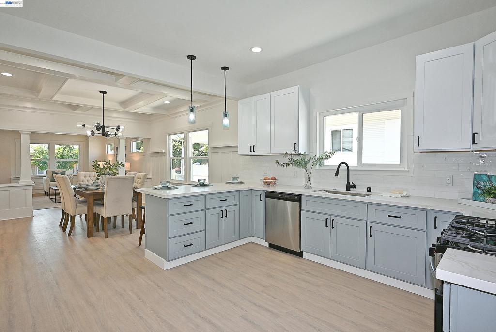 3914 Agua Vista St