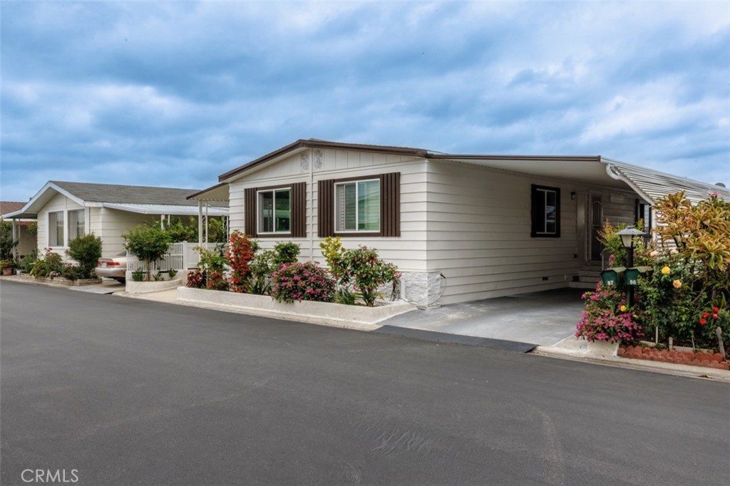 9200 Westminster 87