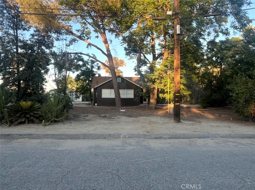 11139 Laurel