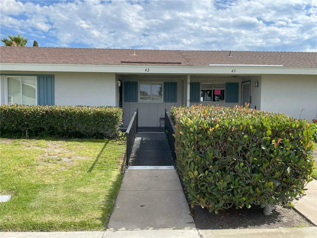 3755 Vista Campana N 42