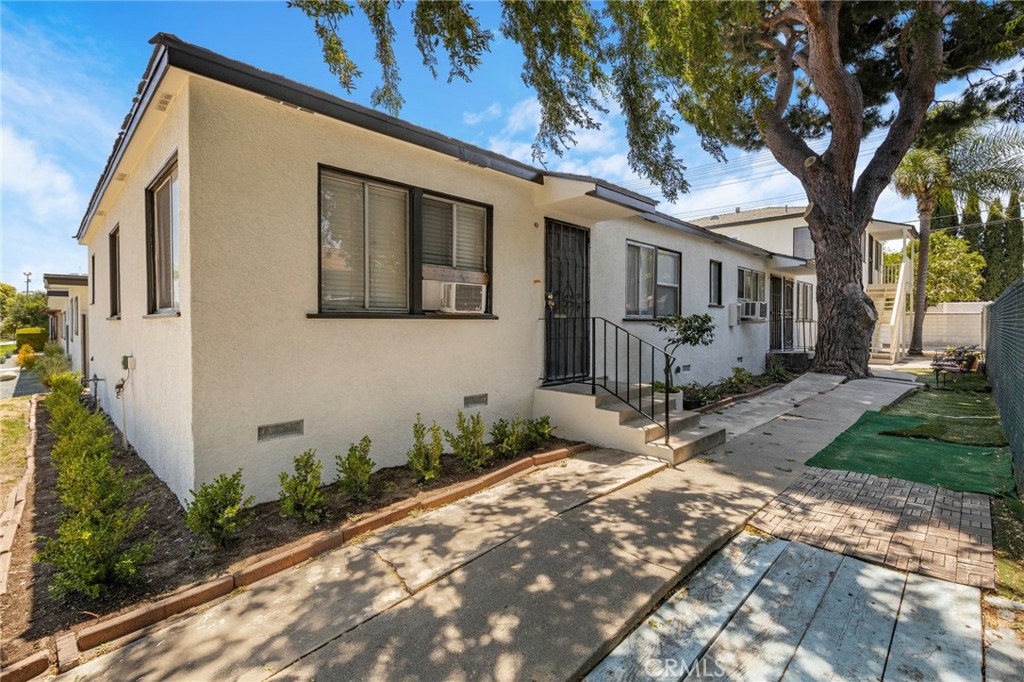1515 N Hollywood