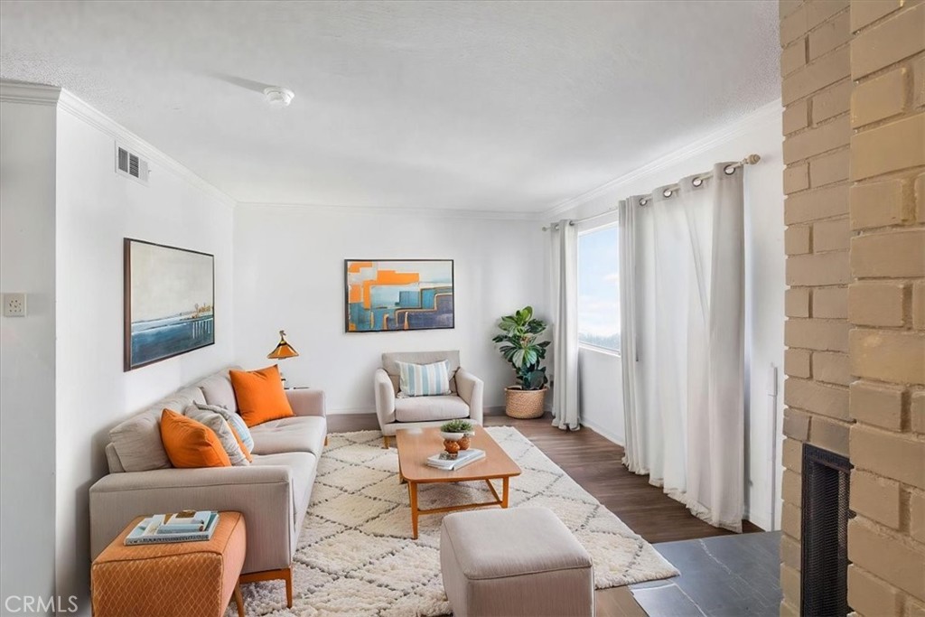 1310 N Placentia
