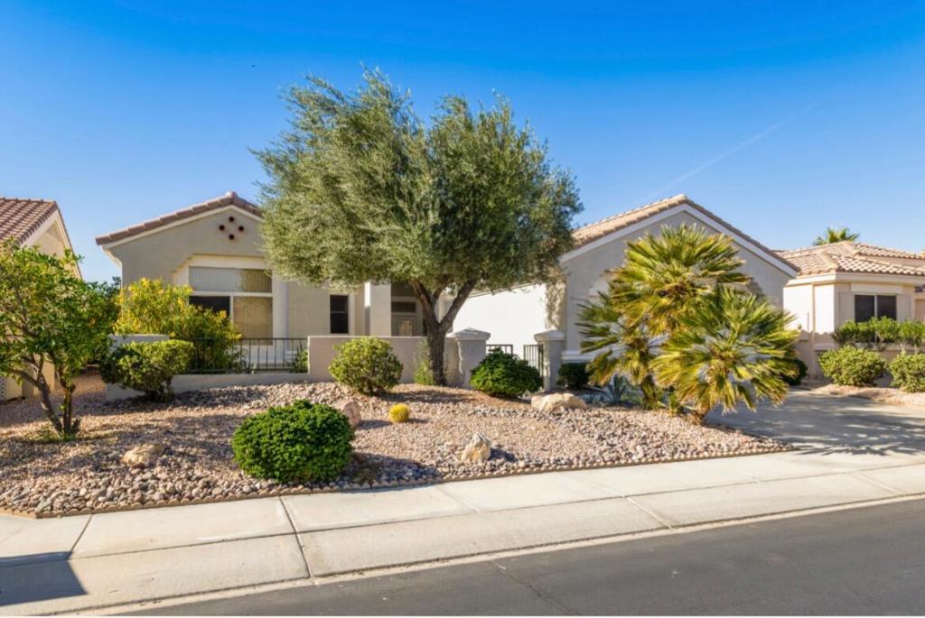 37521 Mojave Sage Street