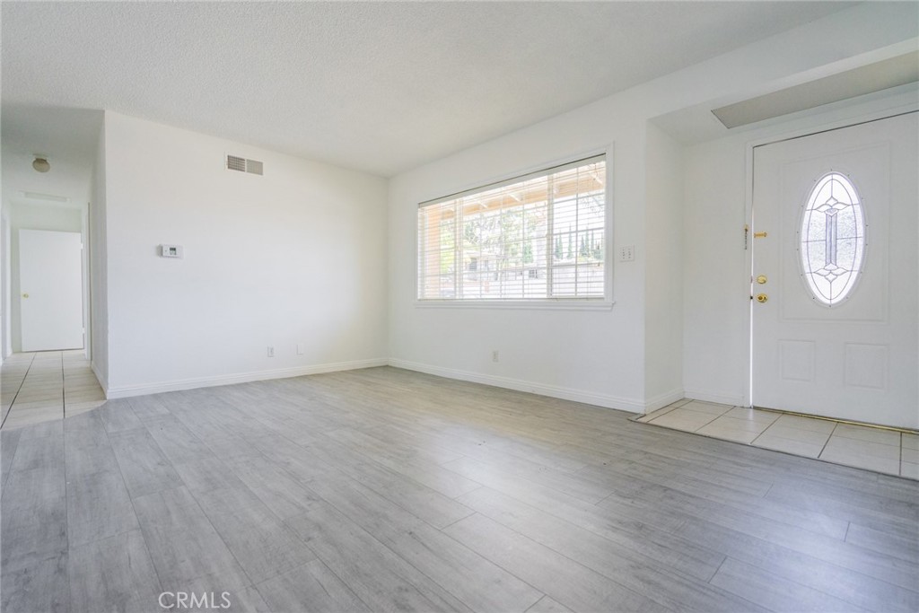 3521 1/4 Cogswell