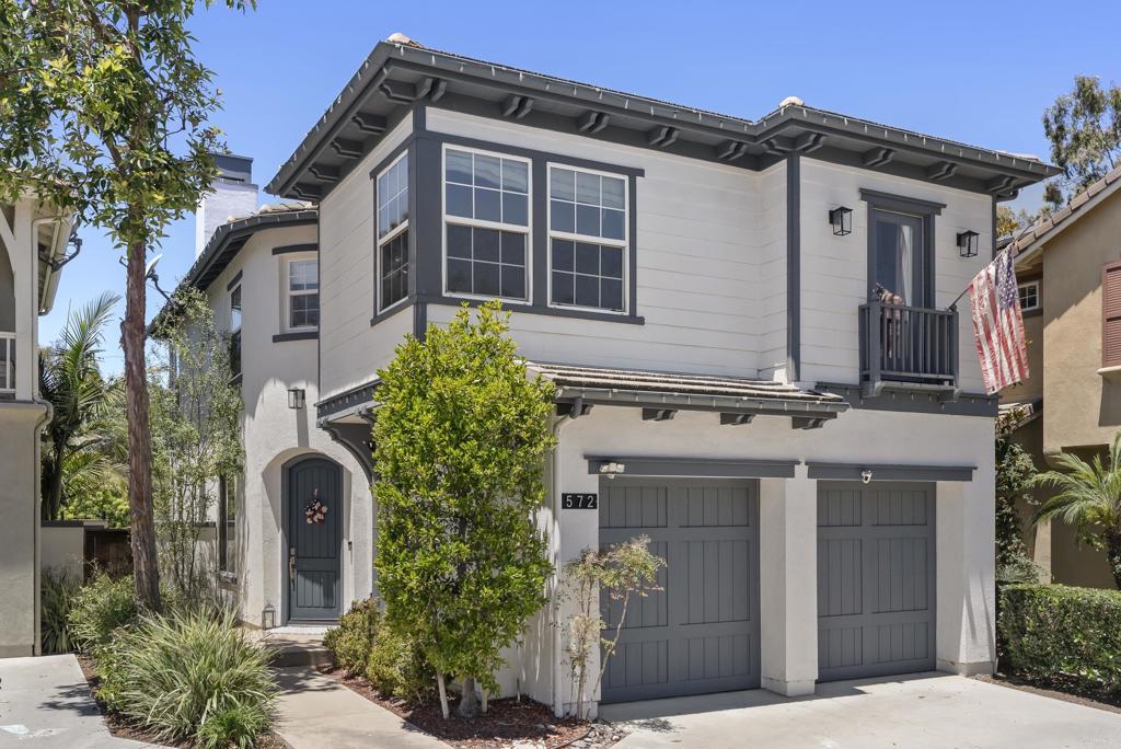 572 Beach St.