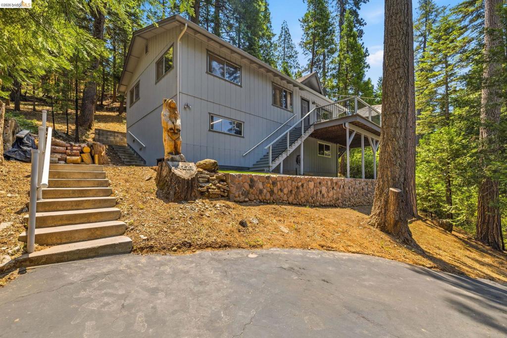 24223 Kalanu Pl