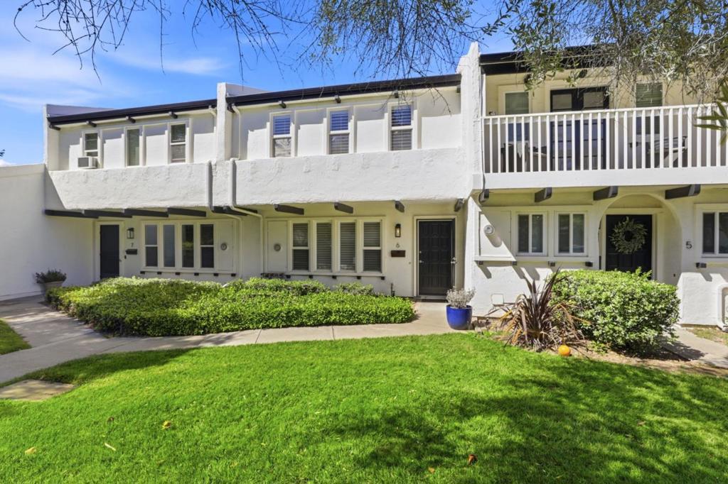 16345 Los Gatos Boulevard 6