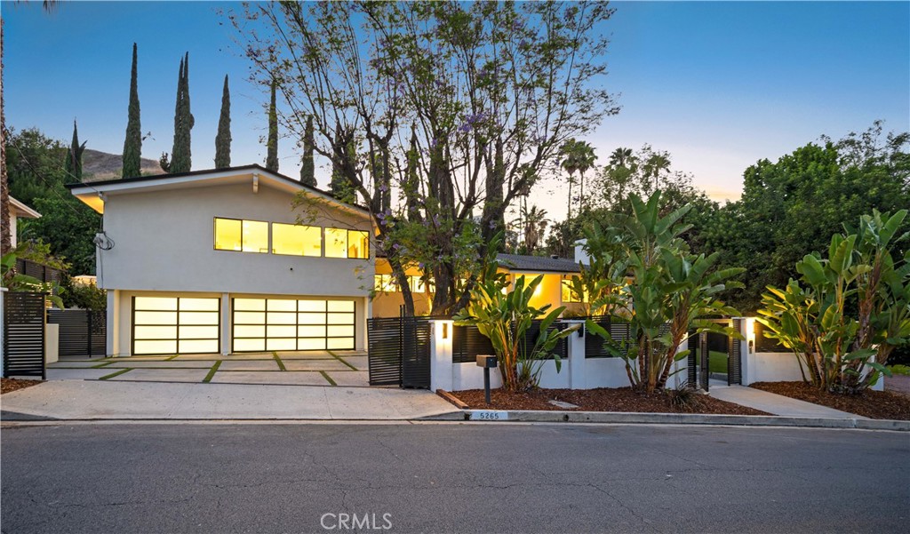 5265 Del Moreno Drive