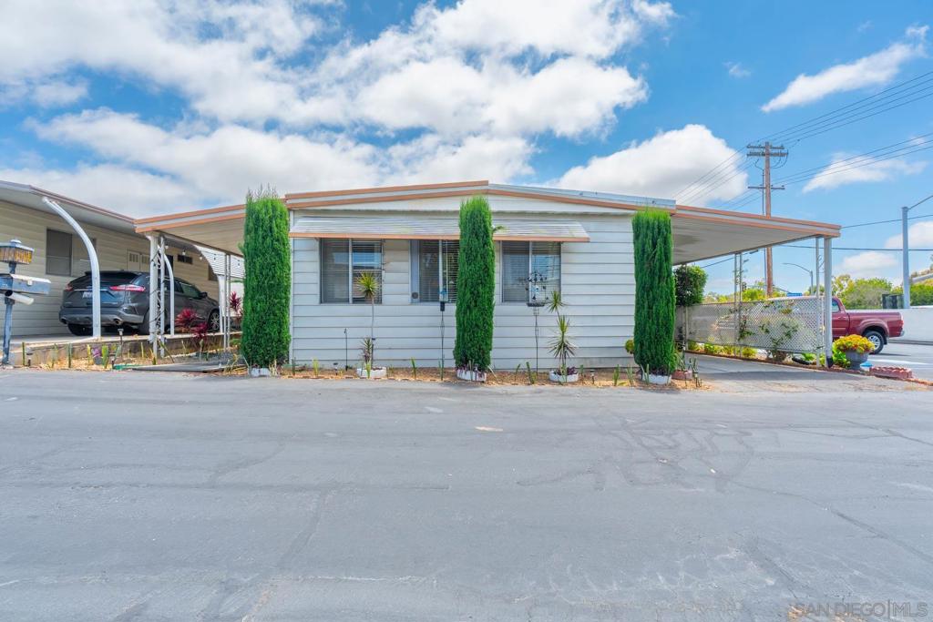 718 Sycamore Ave 73