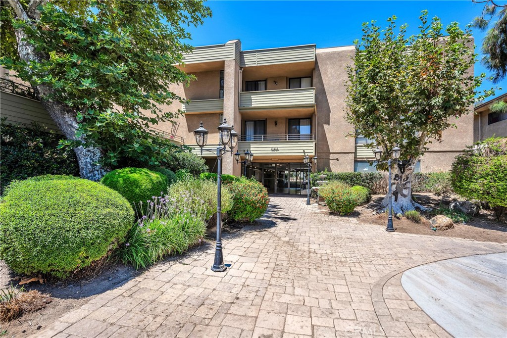 16866 Kingsbury