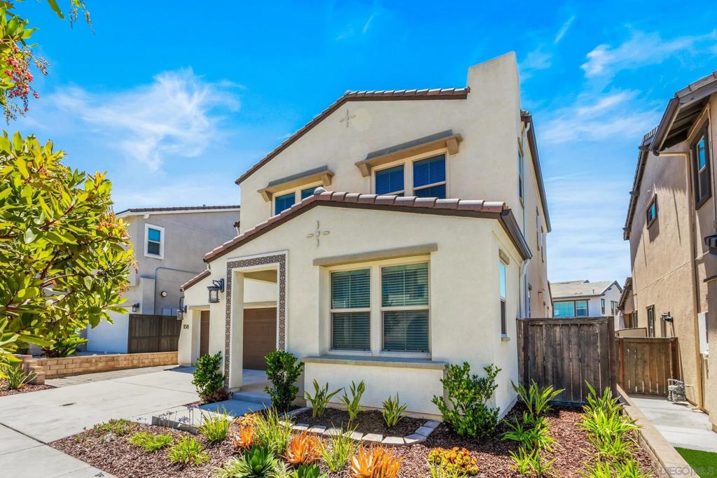 1138 Camino Levante