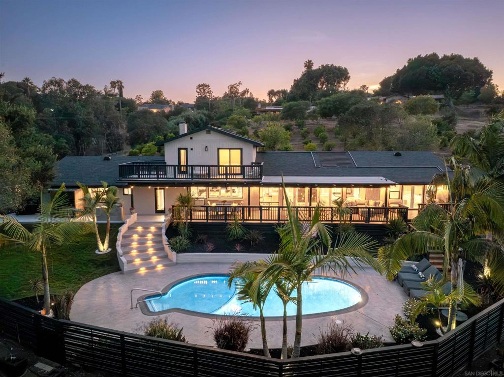 521 Rancho Camino
