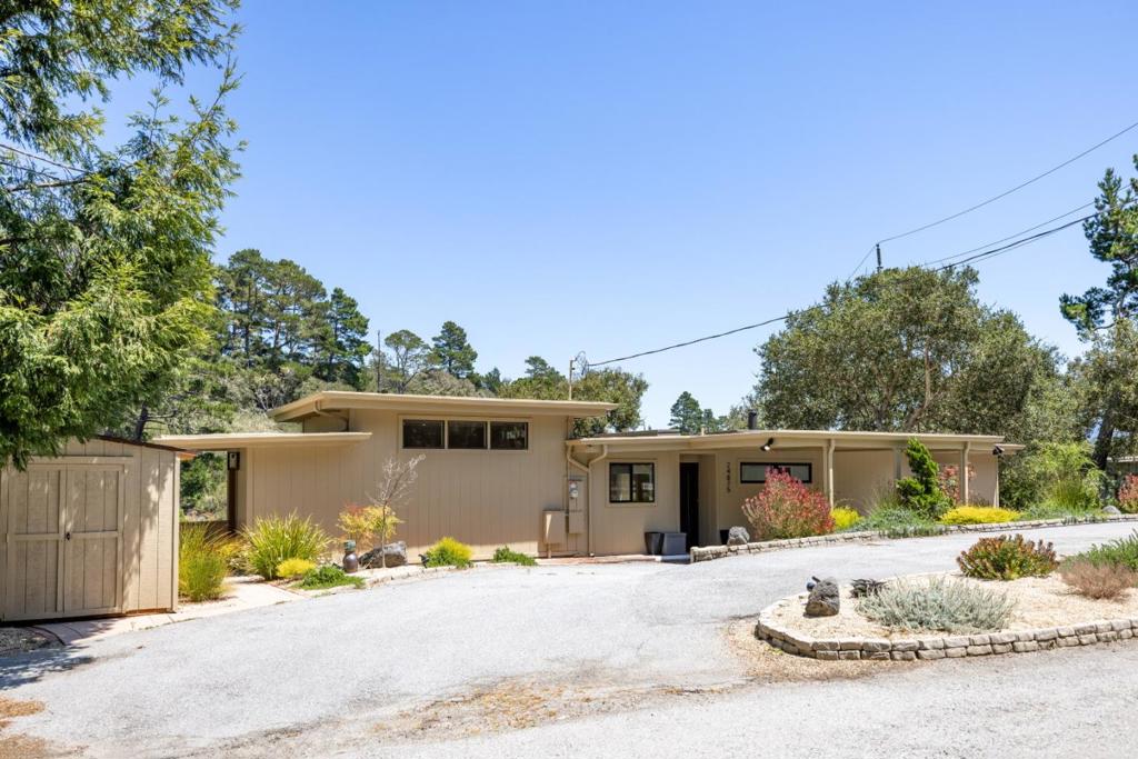 24875 N Carmel Hills Drive