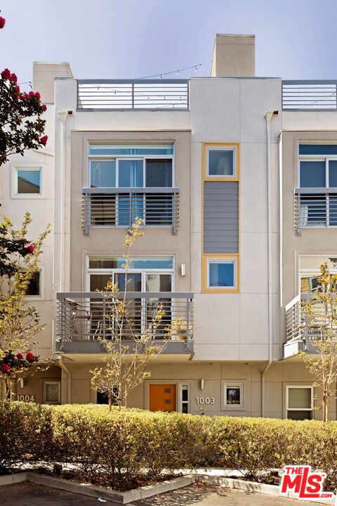 2753 Waverly Drive 1003