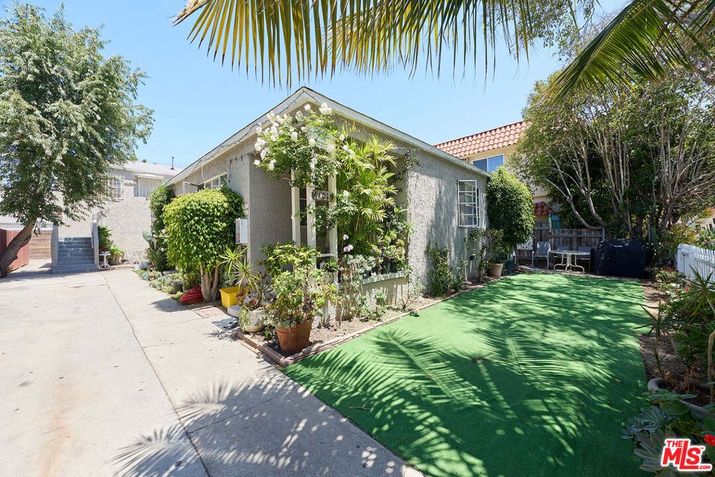 12029 Washington Place
