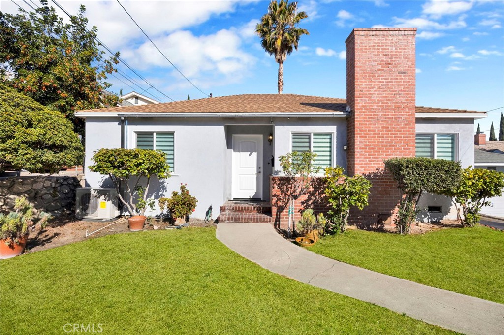 4444 Rosemont Avenue
