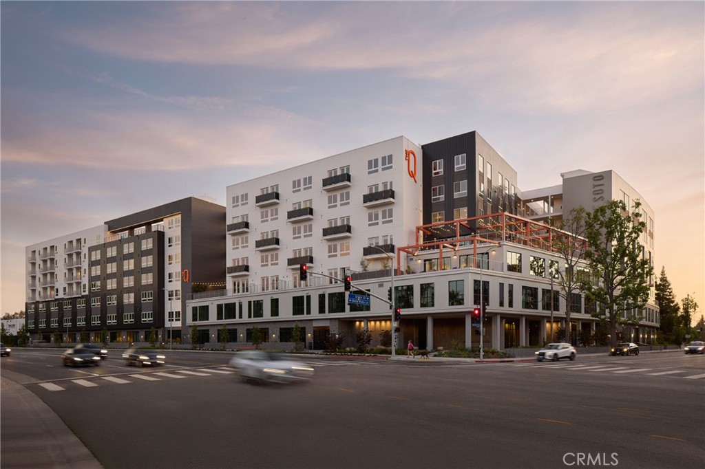 21010 Erwin Street 3Bed