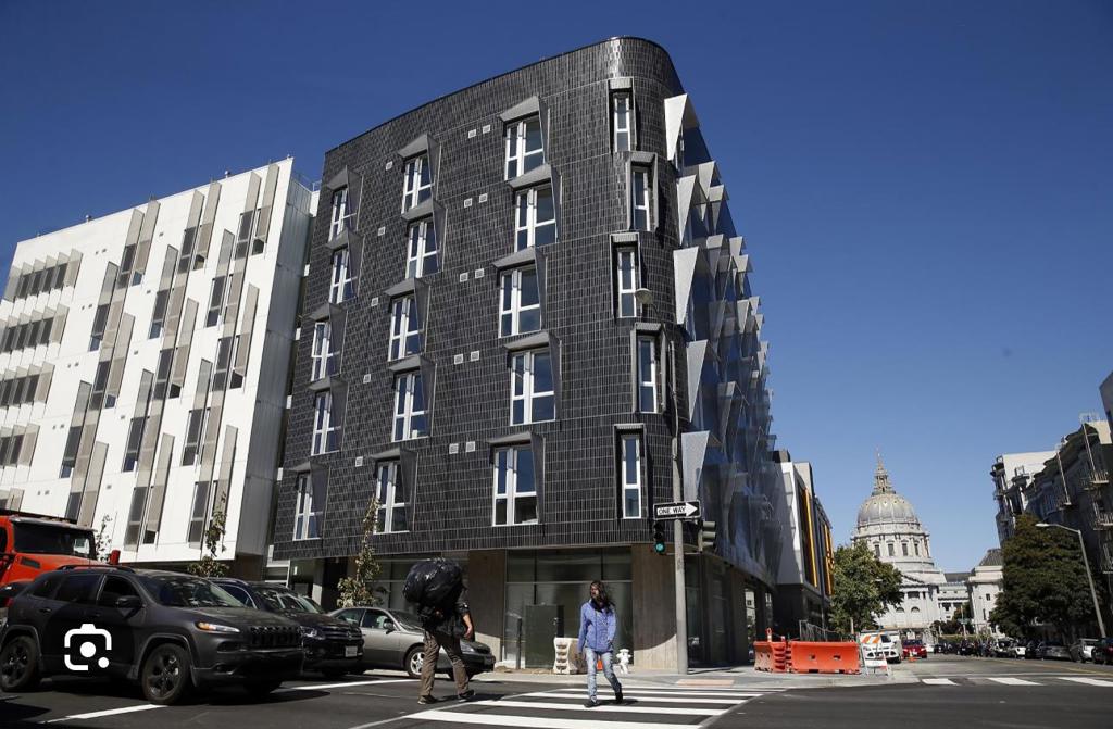 388 Fulton Street 201